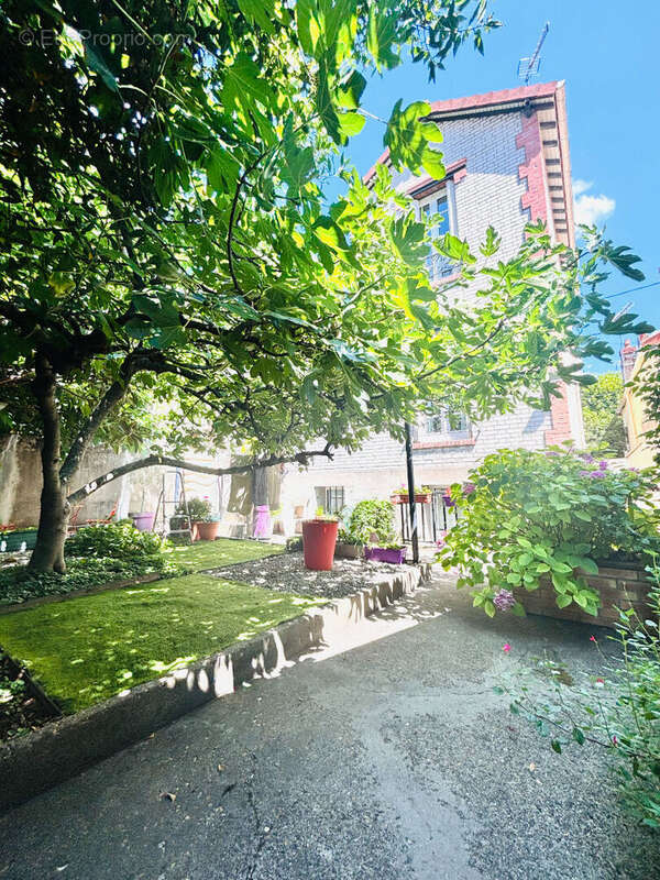 Maison à NOISY-LE-SEC