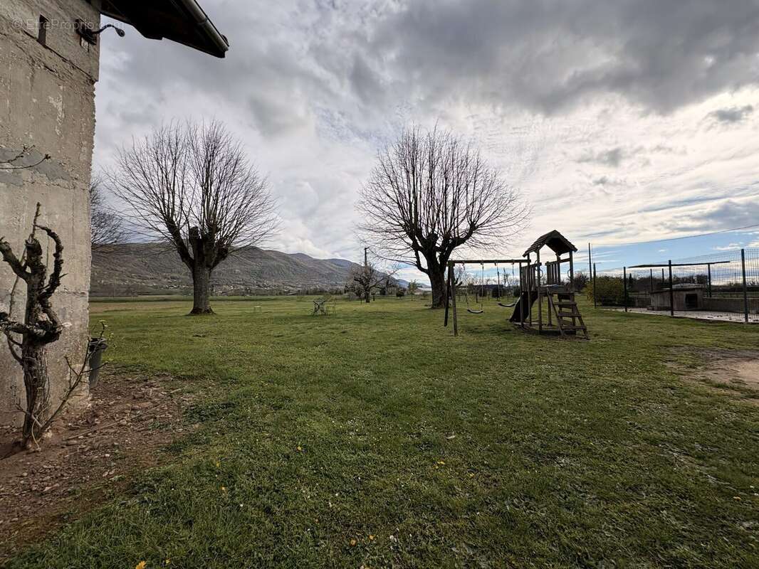 Maison à BOURG-DE-PEAGE