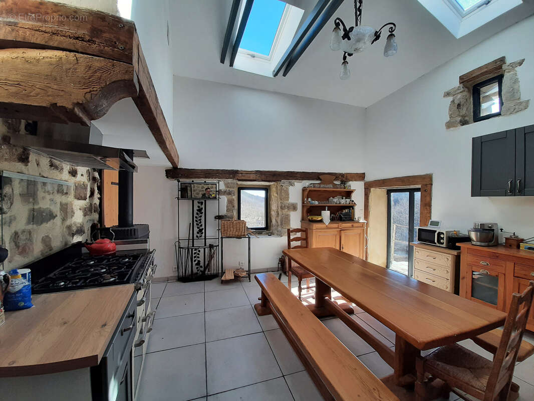 Maison à ALBON-D'ARDECHE