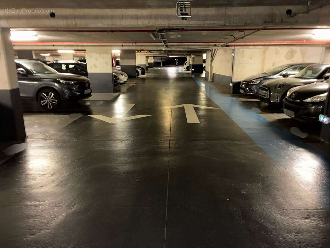 Parking à NOGENT-SUR-MARNE