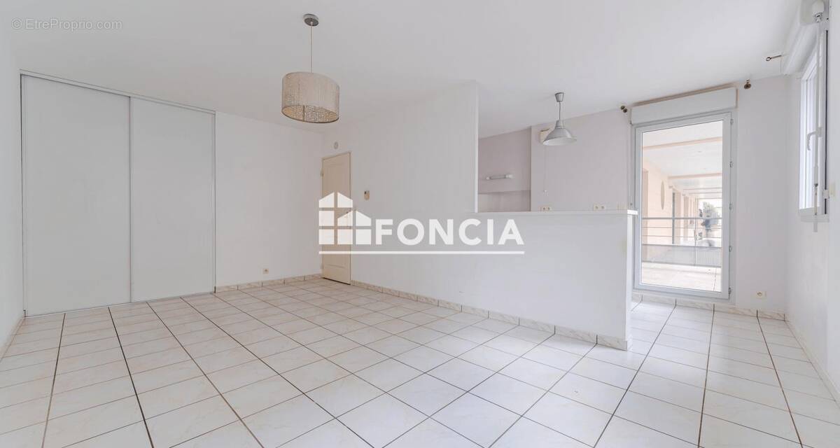 Appartement à LA RICHE