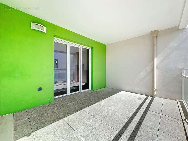 Appartement à vendre 2ème étage avec ascenseur, 3 pièces - 61 m2 + terrasse 11,30 m2 + parking couvert sécurisé - photo 5