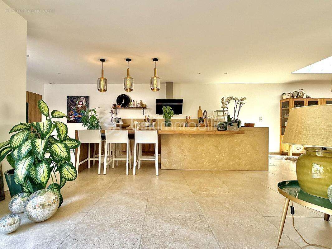 Centre historique : villa d'architecte pour clients exigeants - photo 11