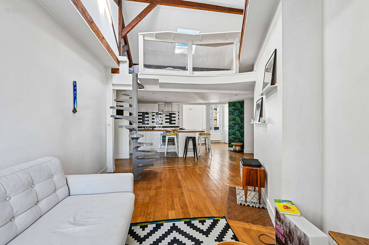 Appartement à PARIS-15E