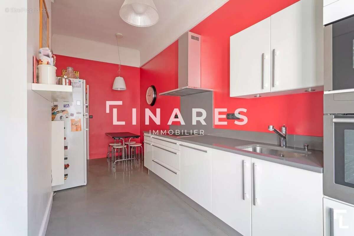 Appartement à MARSEILLE-6E
