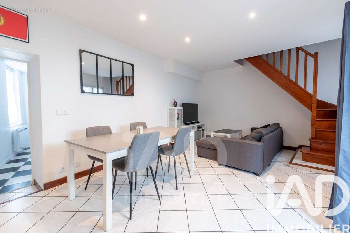 Photo 2 - Appartement à BEAUMONT-SUR-OISE