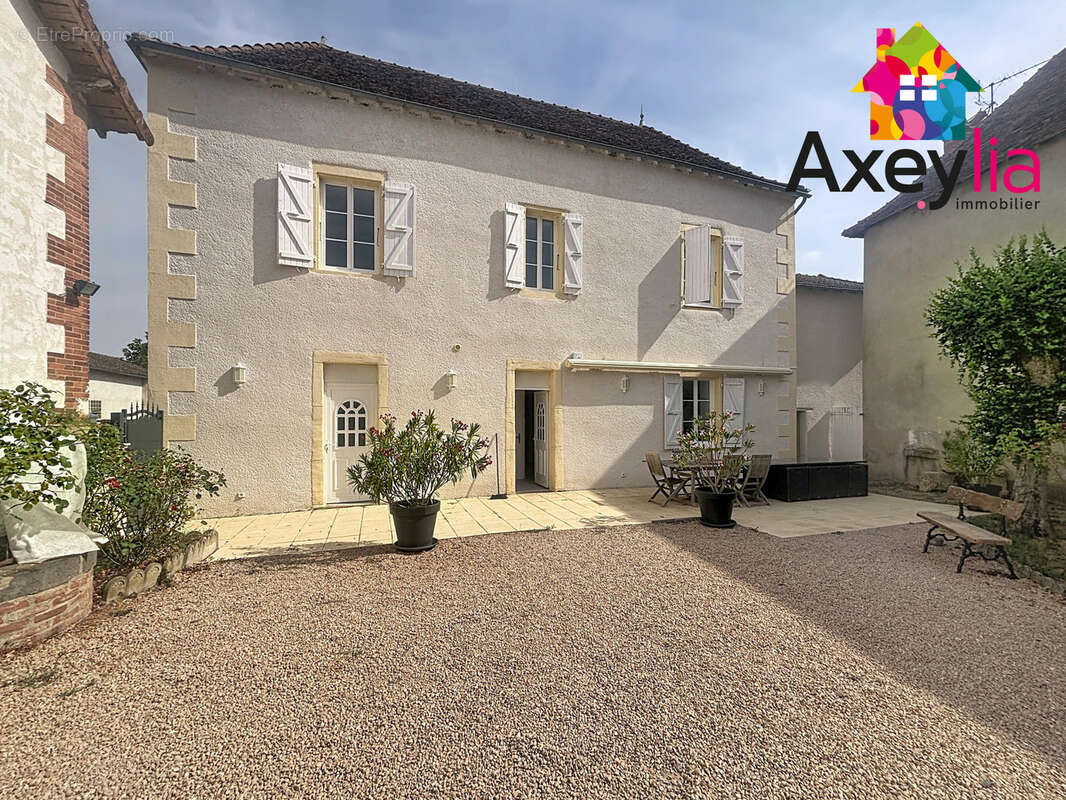 A vendre- artaix-maison familiale avec piscine et dépendances- - photo 9