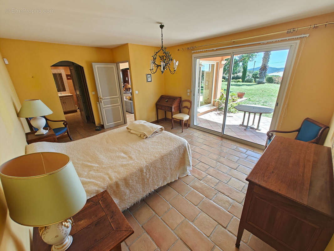 Maison à LA CADIERE-D'AZUR