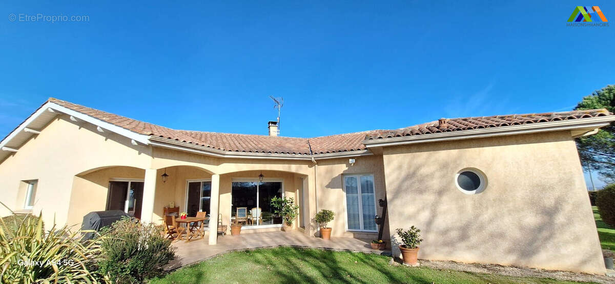 Maison 174 m² à Mirande  - photo 5