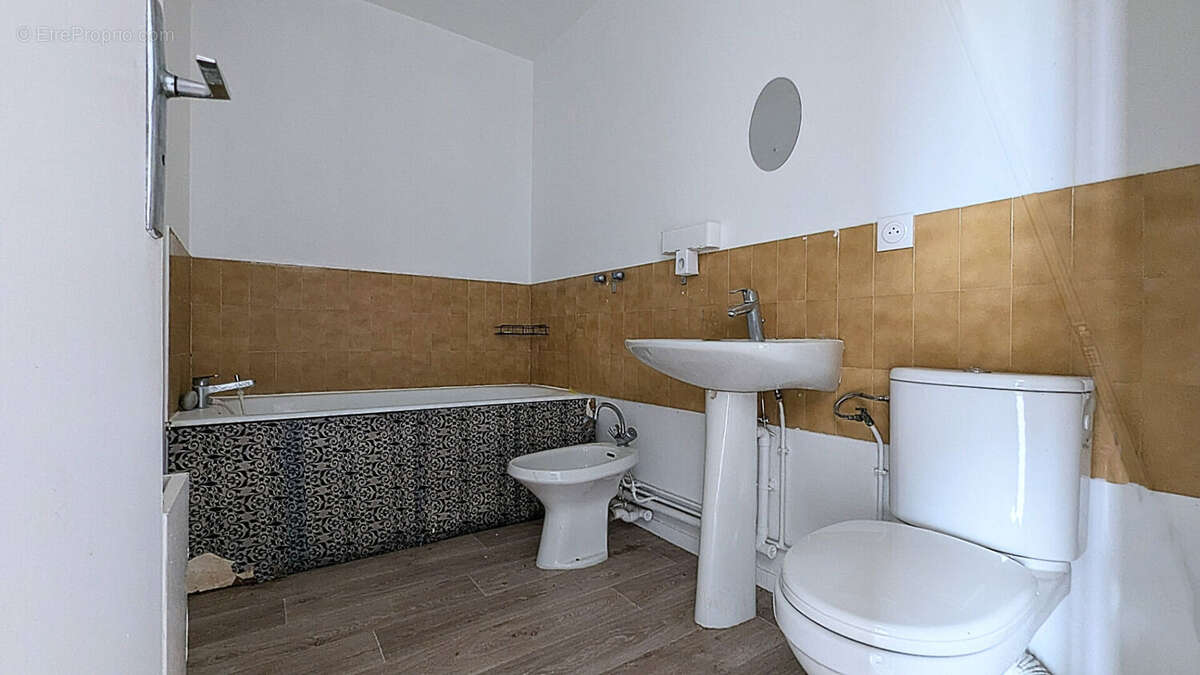 Appartement à STAINS