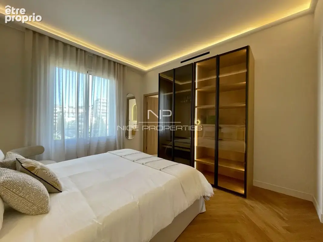 Cannes, appartement sur la Croisette, vue mer et port - photo 19