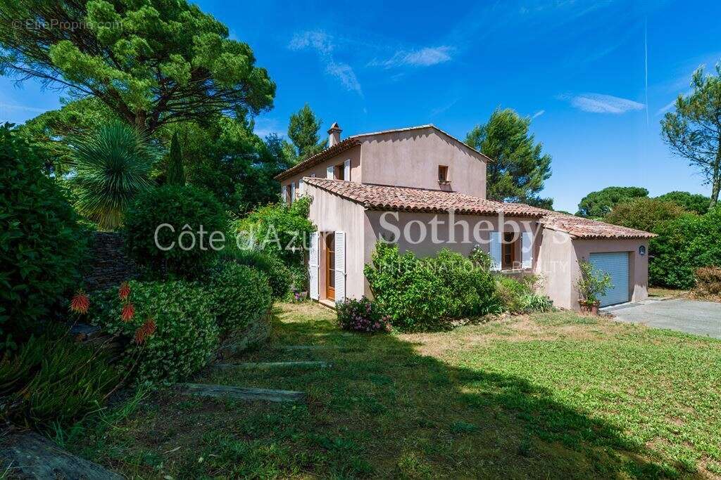 Maison à GASSIN