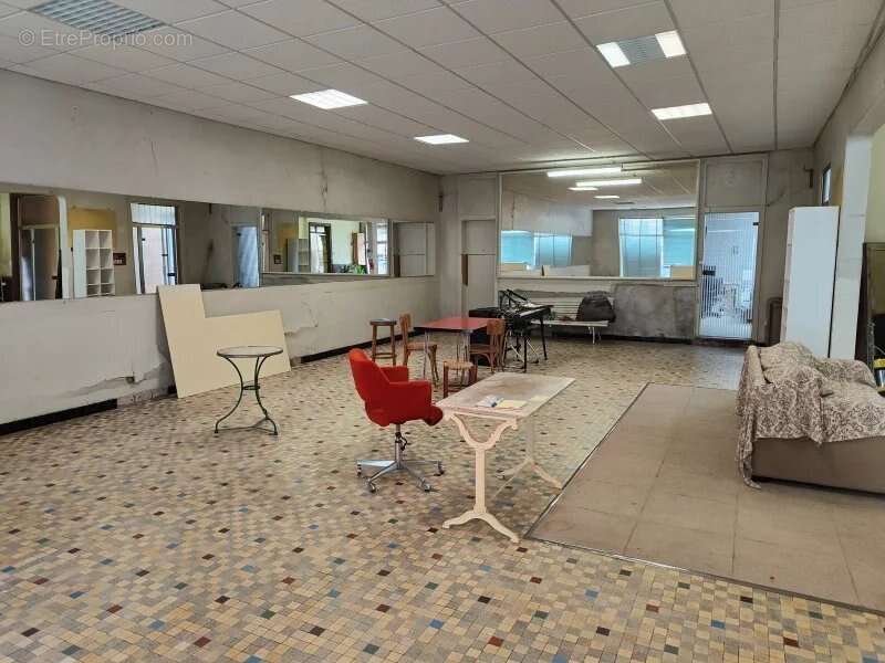 Appartement à SEISSAN