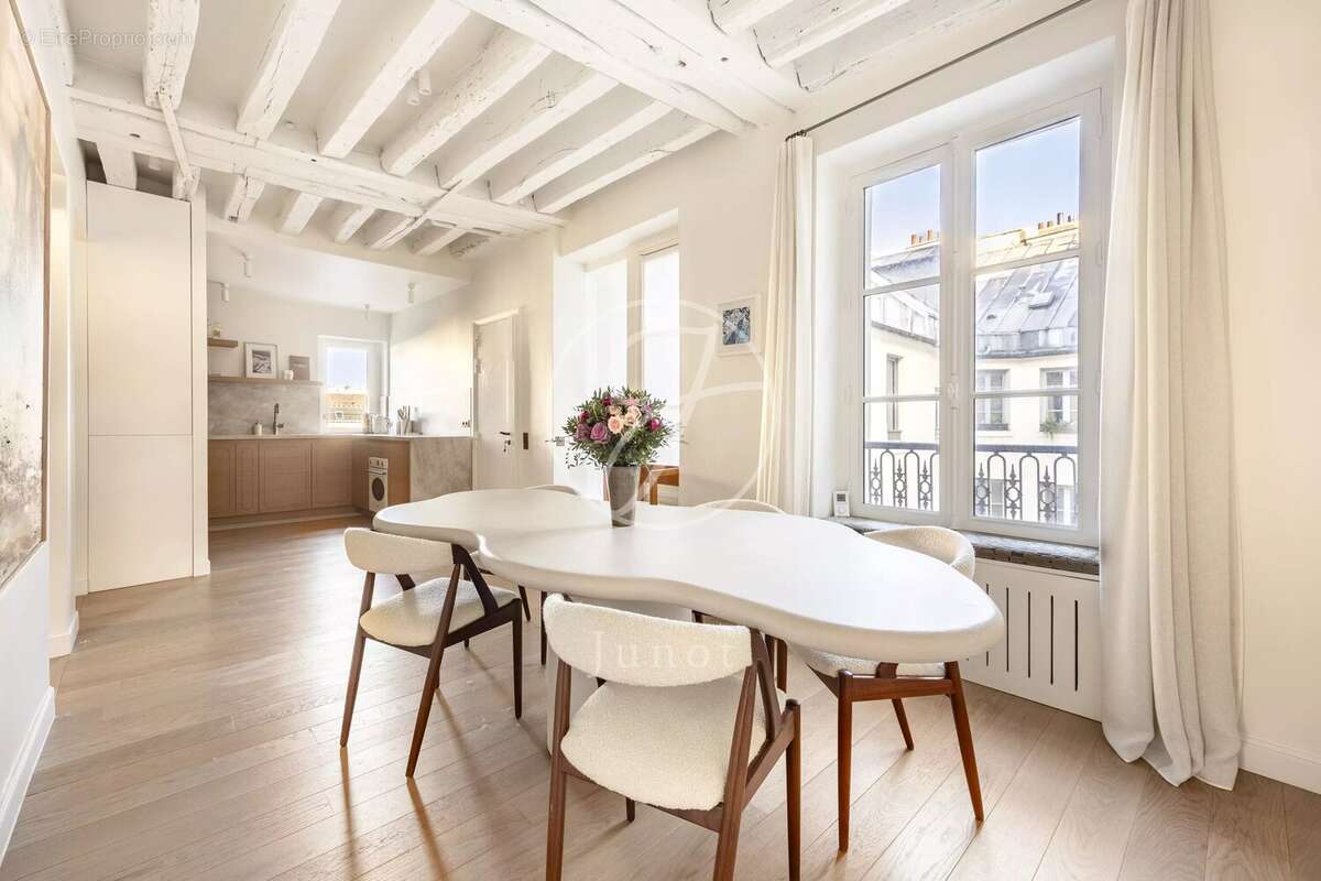 Appartement à PARIS-6E