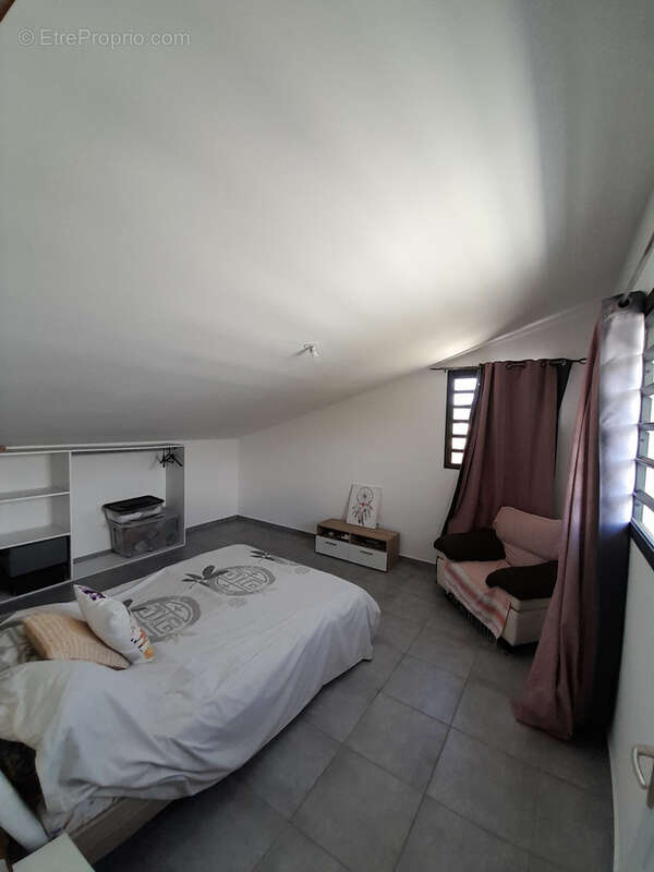 Maison à SAINT-BENOIT