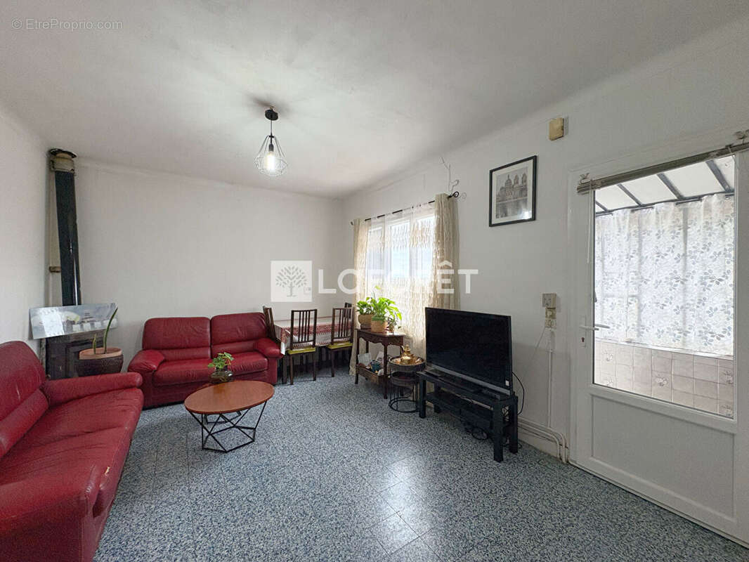 Maison à SAVIGNY-SUR-ORGE