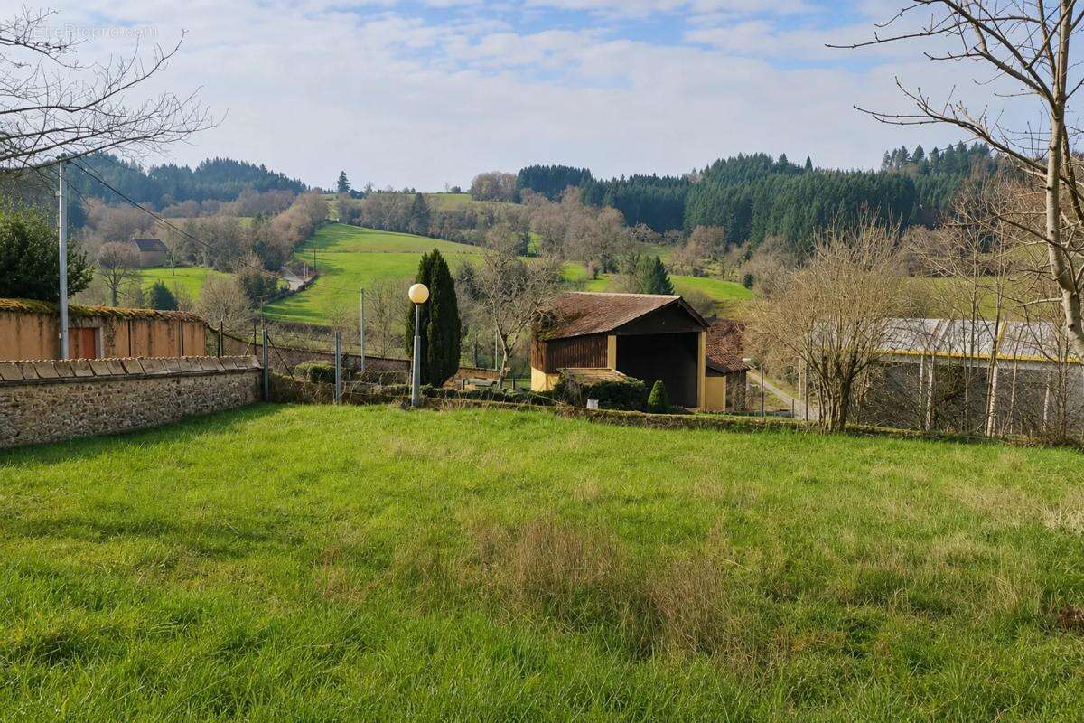 Maison de village 4 pièces à rénover - photo 3