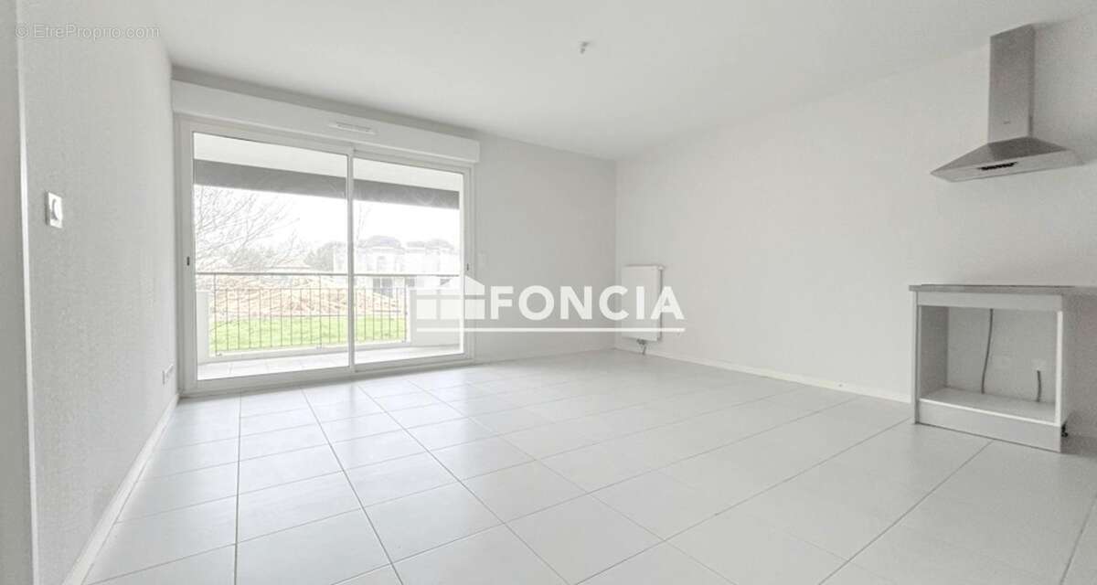 Appartement à TOSSE