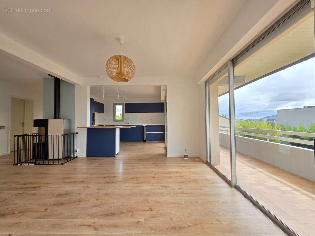 Maison à CLERMONT-FERRAND