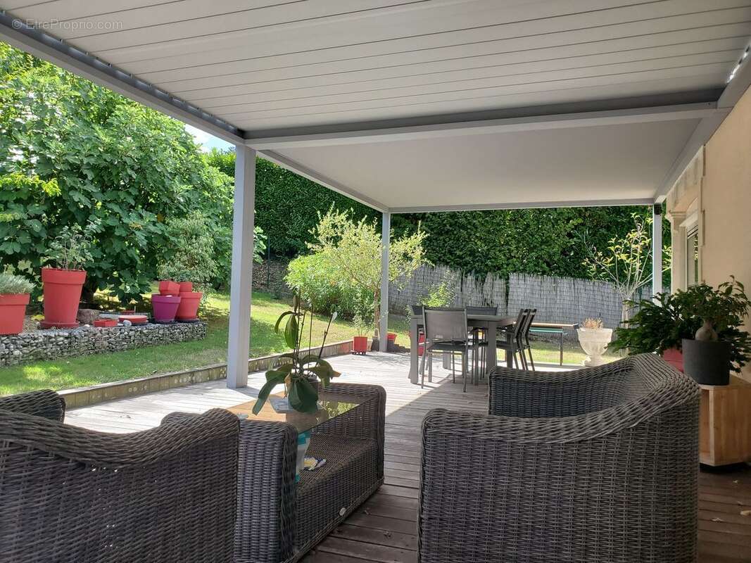 Maison à CHAMPNIERS