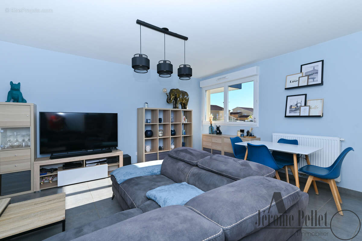 Appartement à CHASSE-SUR-RHONE