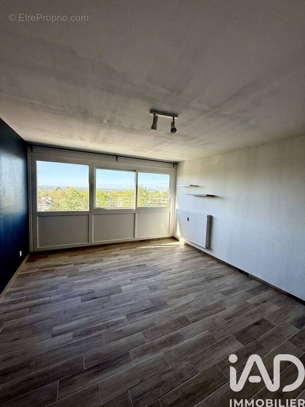 Photo 1 - Appartement à HEROUVILLE-SAINT-CLAIR