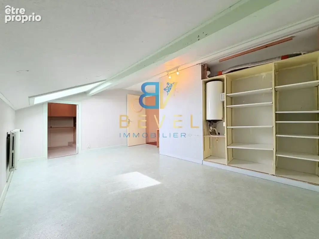 (73) VILLARGONDRAN - Jolie maison avec beaux extérieurs - 5 chambres - Garage & Atelier - Véranda - Rare à la - photo 21