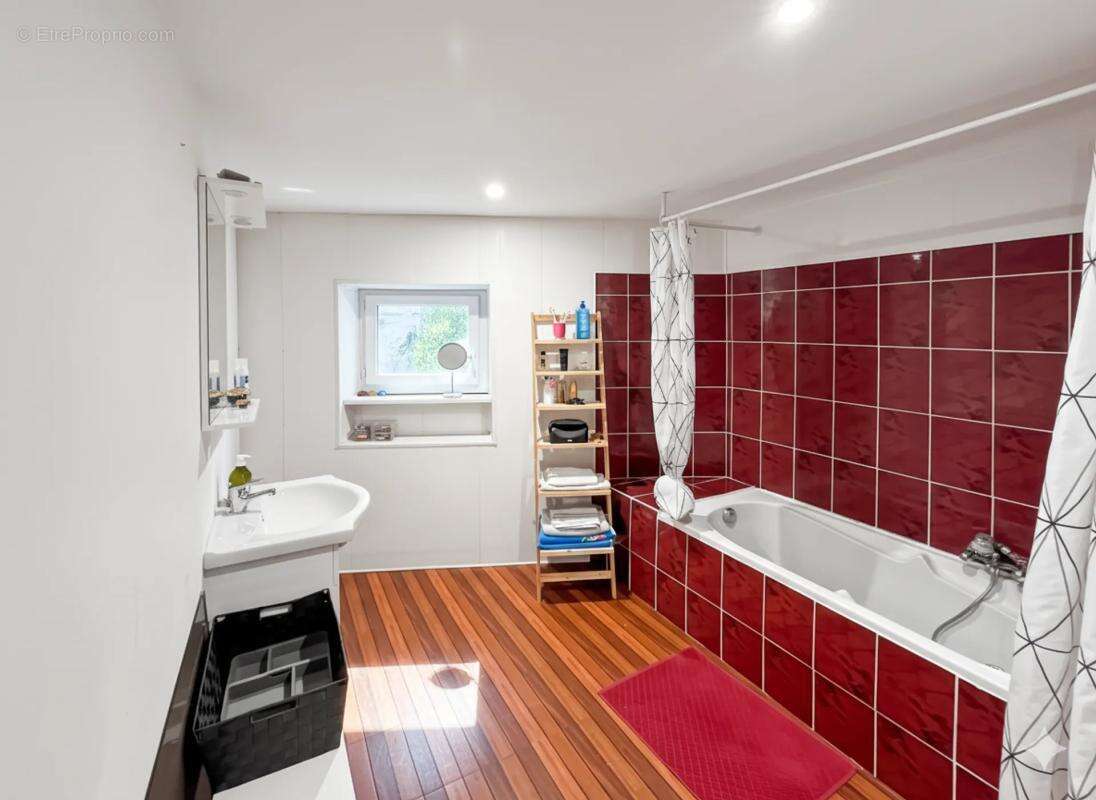 Maison à FONTENAY-SAINT-PERE