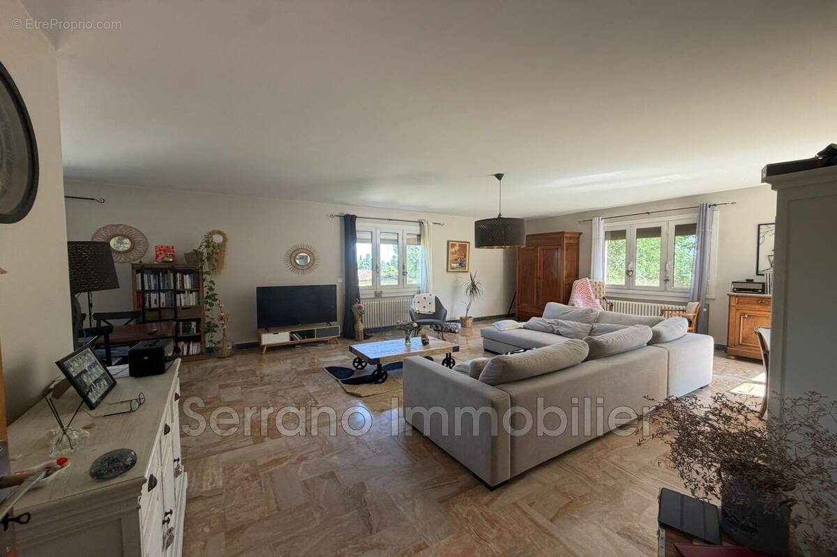 Appartement 121 m² à Barbentane  - photo 1