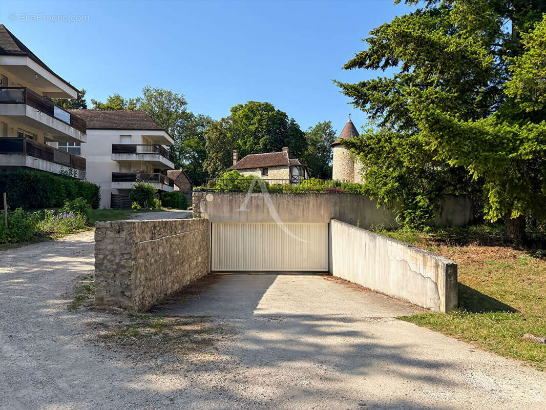 Appartement à LARDY