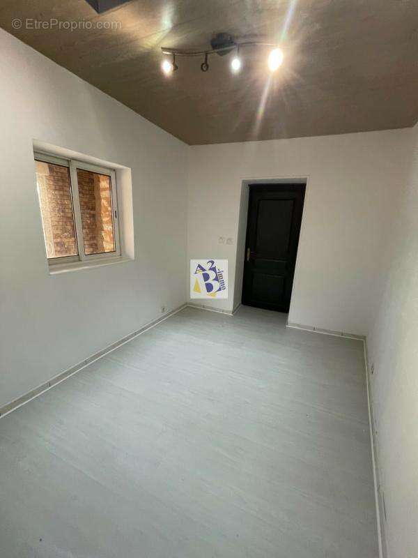 Maison à SAVIGNAC-LES-EGLISES