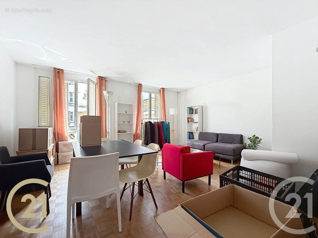 Appartement à PARIS-20E