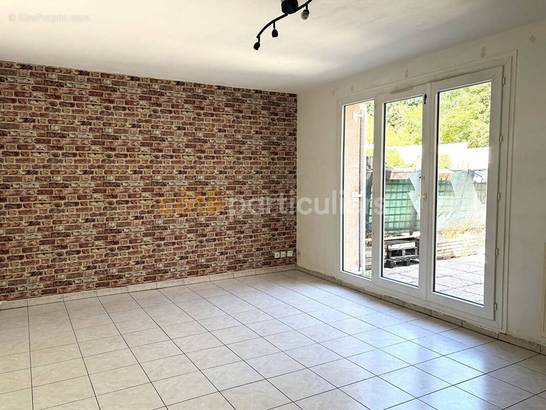 Appartement à GIF-SUR-YVETTE