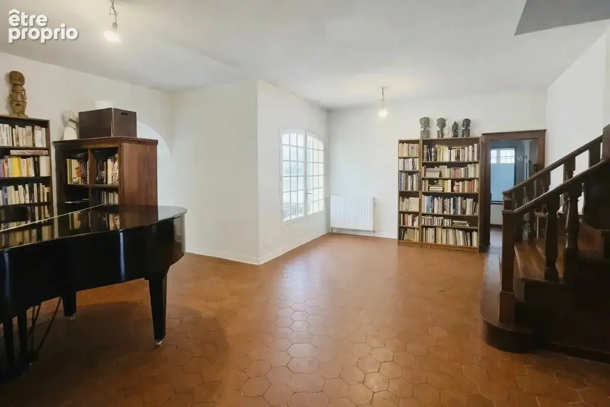 Maison 5 pièces 164 m² à vendre à Les Pennes-Mirabeau (13170) - photo 3