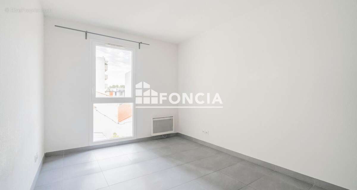 Appartement T3 de 65 m² avec terrasse de 15 m² et box – Résidence récente de standing - photo 4