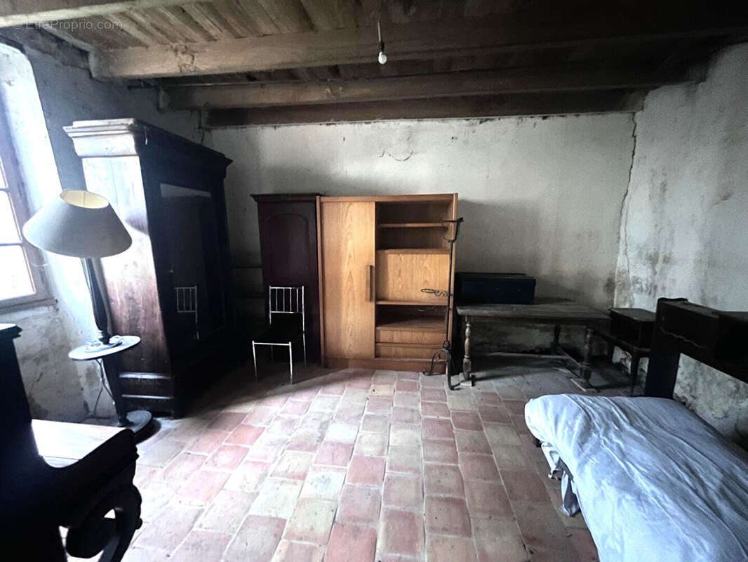 Maison en pierre à rénover - photo 12
