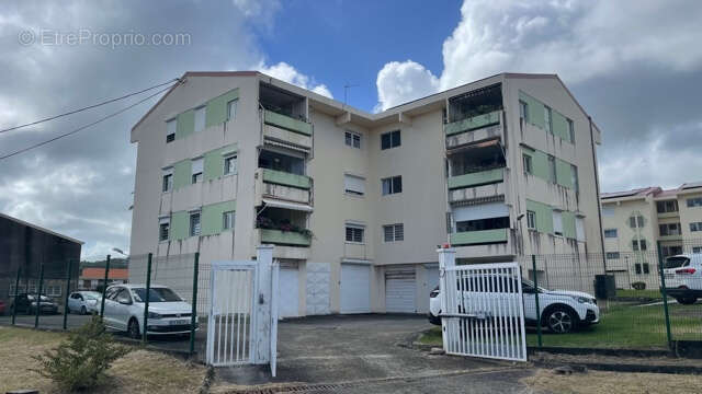 Appartement à LE ROBERT