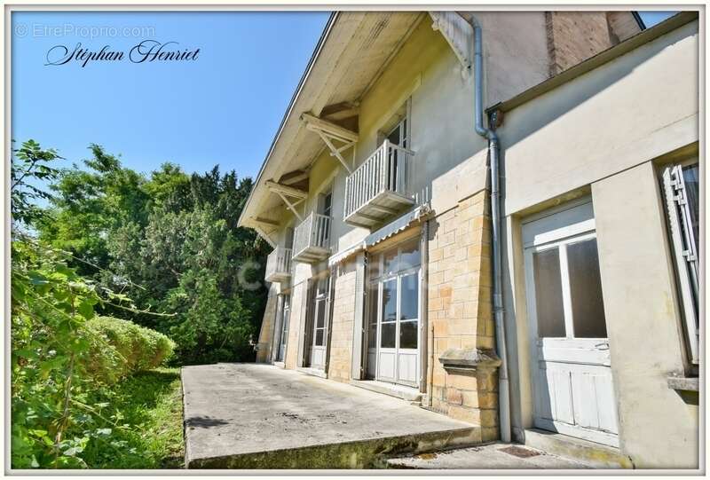 Maison à vendre 10 pièces VOUZIERS (08) - photo 2