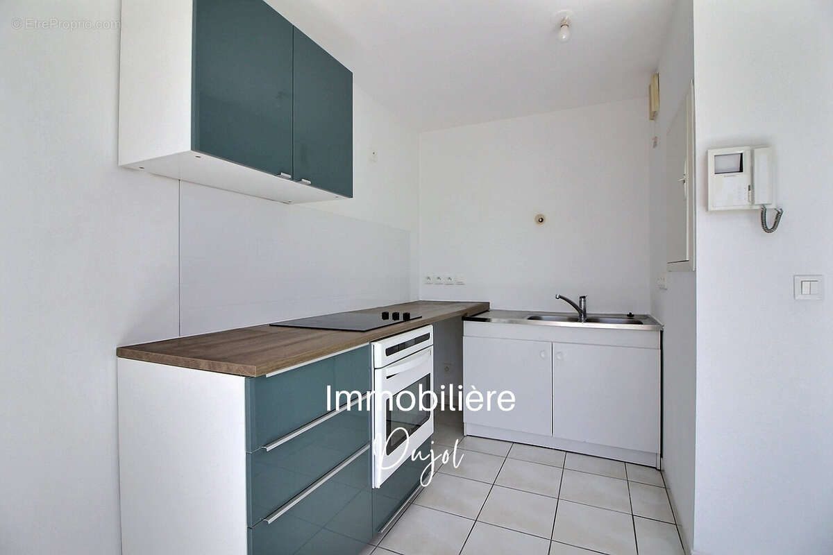 Appartement à MARSEILLE-10E