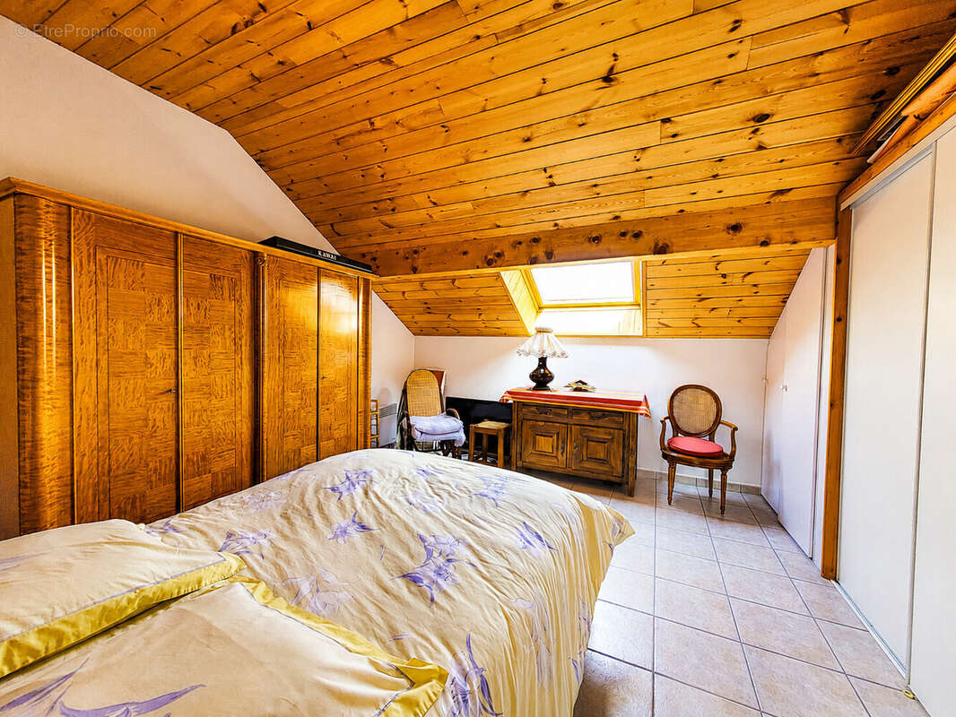 Superbe appartement T4 en duplex traversant - photo 9