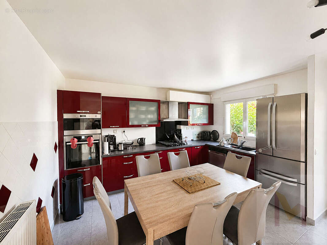Maison à NEUILLY-PLAISANCE