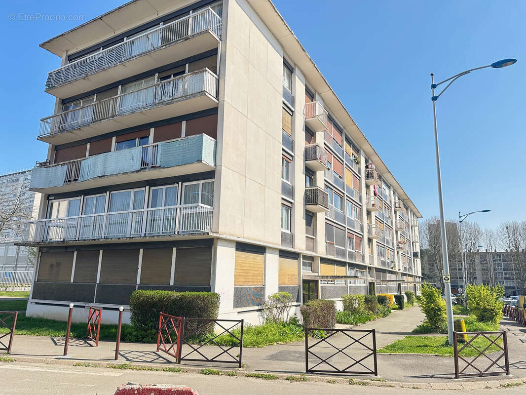 Appartement à SARCELLES
