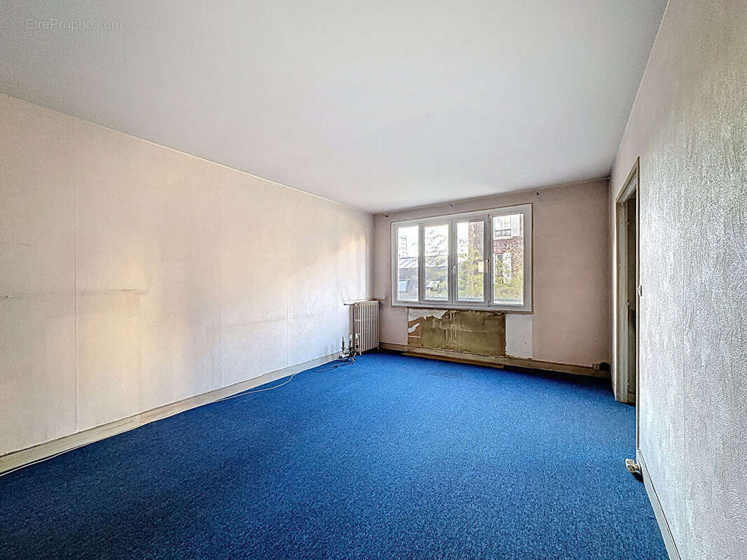 Appartement à SURESNES