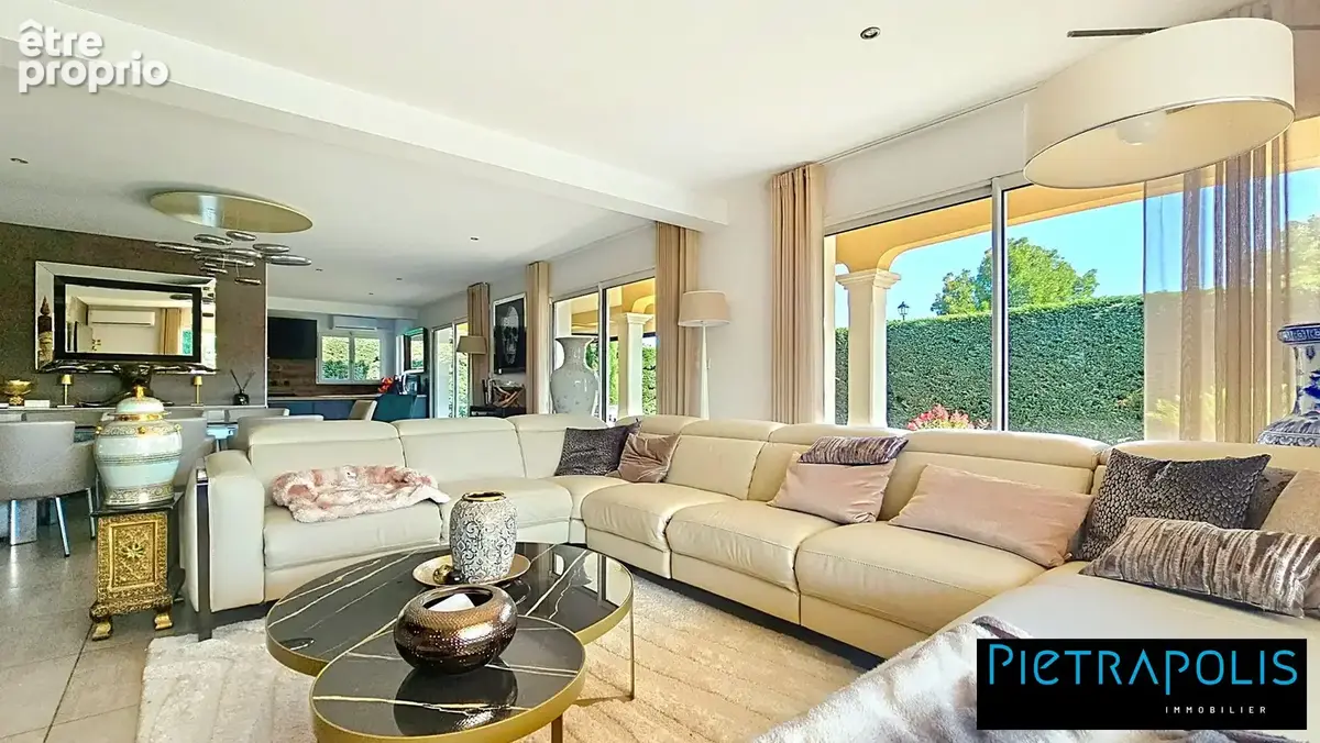 Maison 7 pièces 176 m² à vendre à Saint-Bonnet-De-Mure (69720) - photo 3