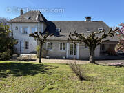 Maison à ARNAC-POMPADOUR