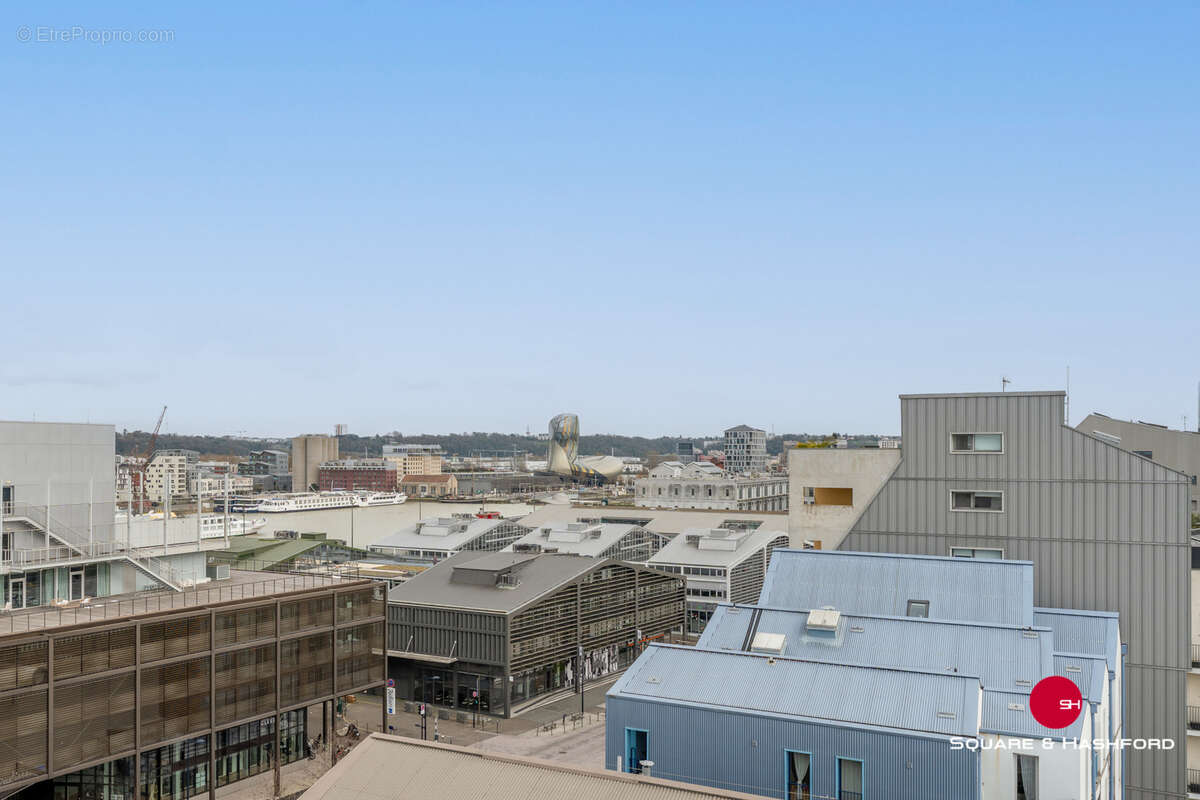 Appartement à BORDEAUX
