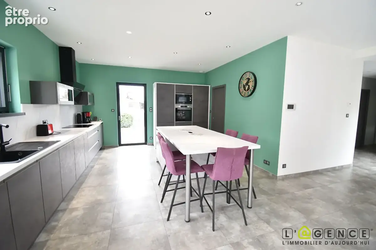 Maison Plain-pied Anould 5 pièces 157 m2 - photo 7