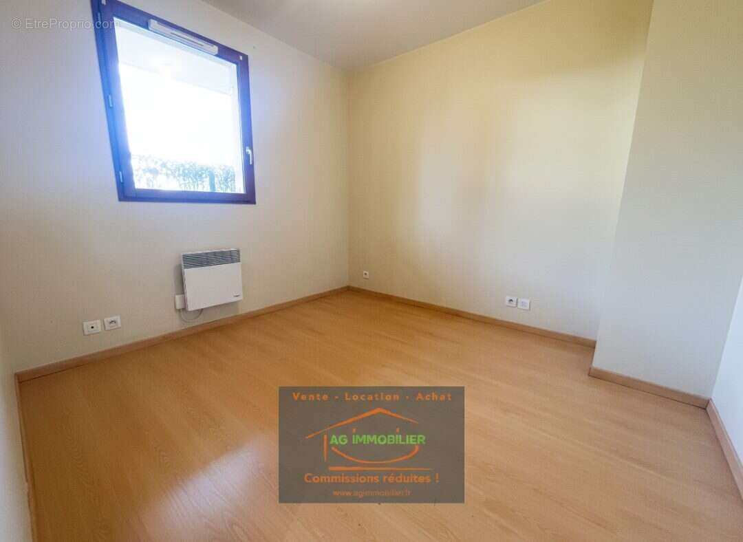 Appartement 62 m² à Pace  - photo 7