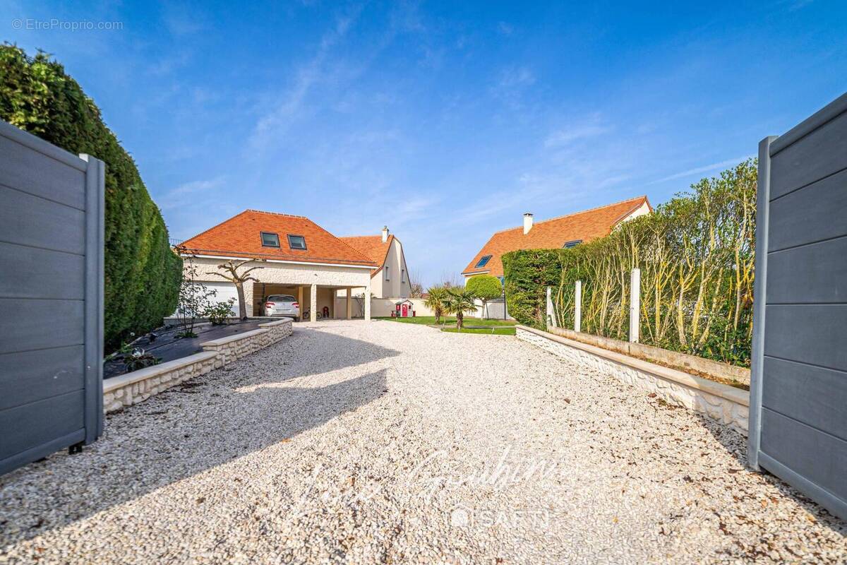 Photo 1 - Maison à SAINT-MARTIN-DE-FONTENAY