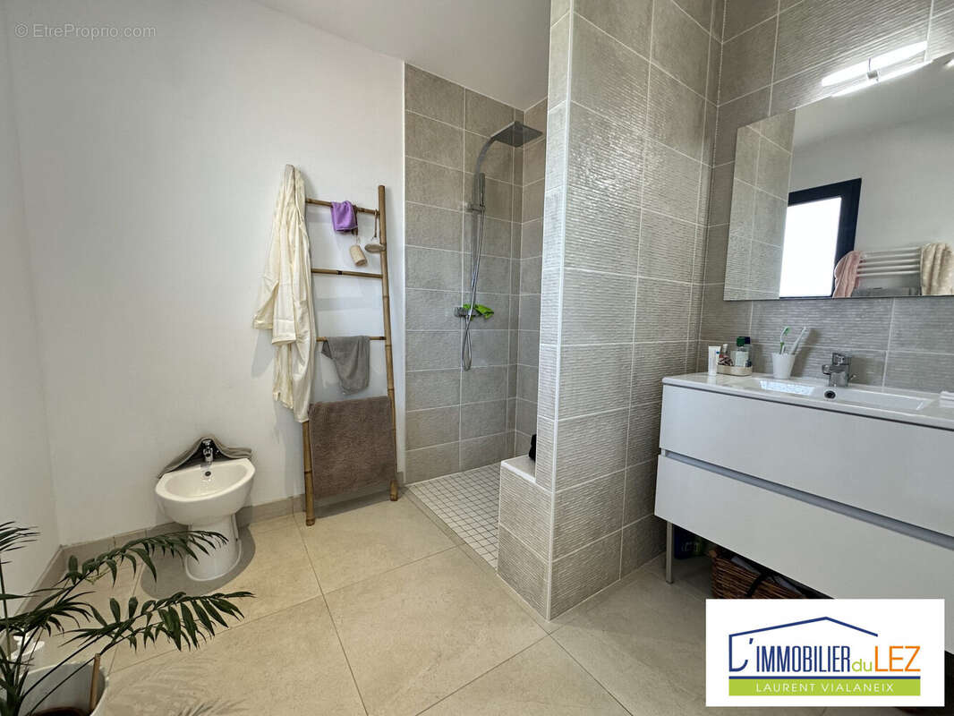 Maison 128 m² à Sussargues  - photo 7